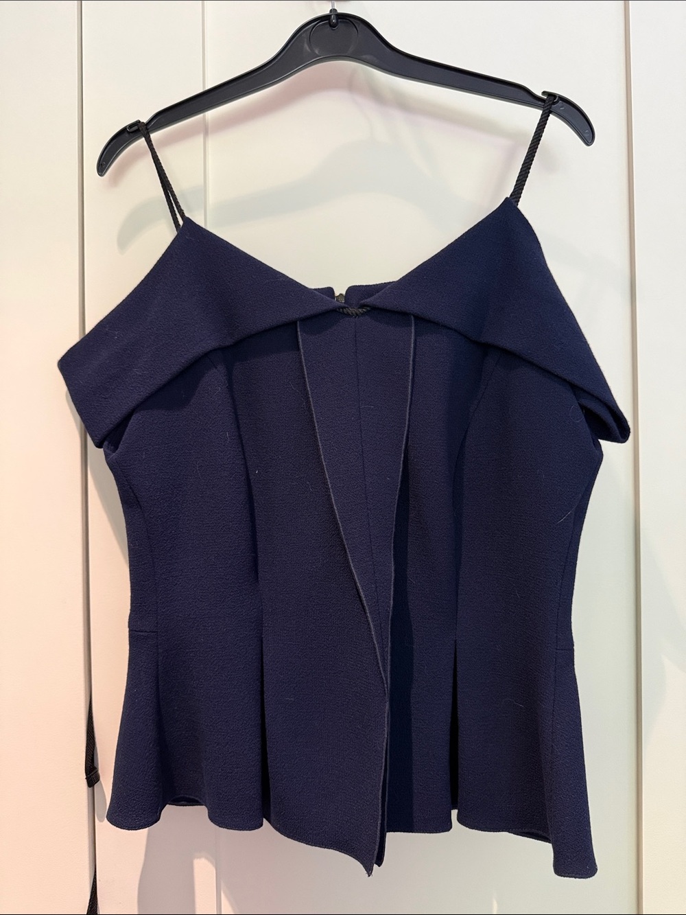 Roland Mouret NEW Off-Shoulder Navy Sleeveless Top